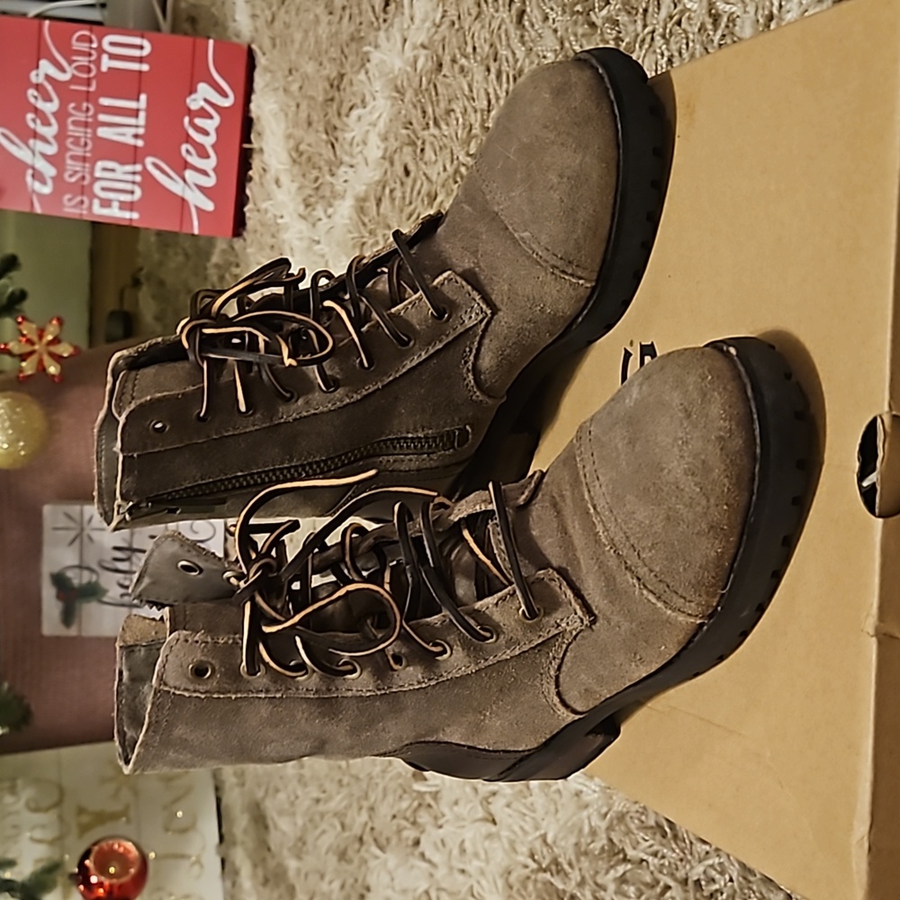 UGG Kilmer boots